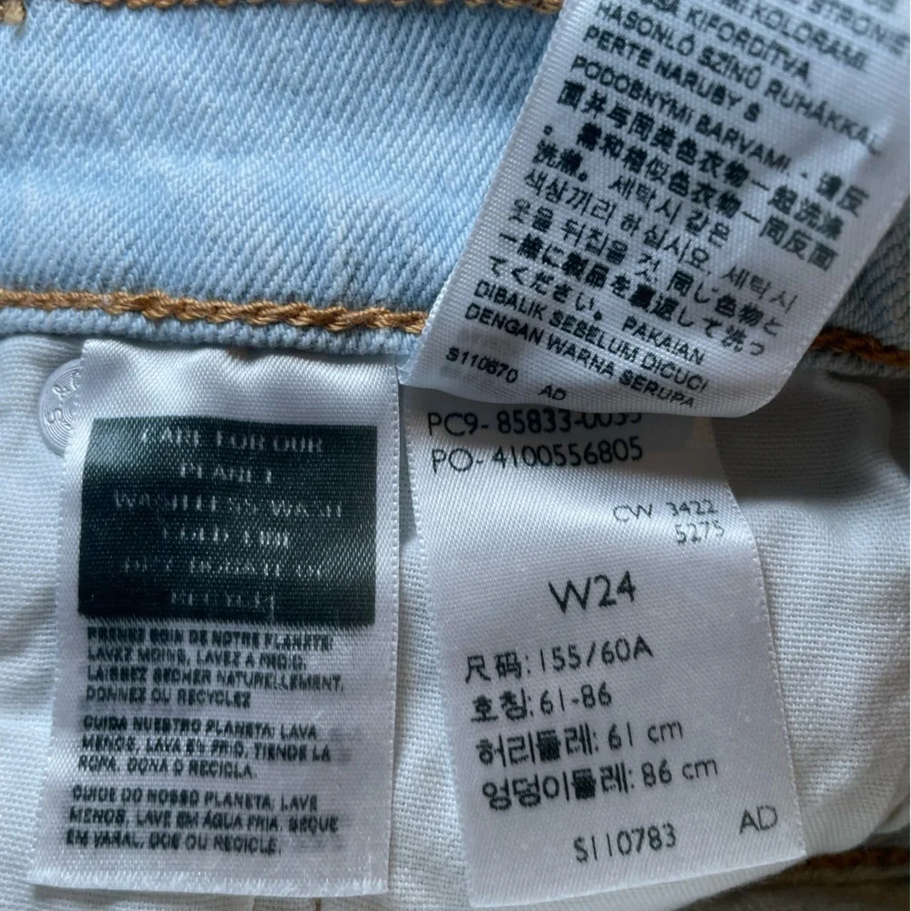 Levi’s Premium 501 Woman’s Denim Shorts size 24 Light Wash High Rise Cut Offs